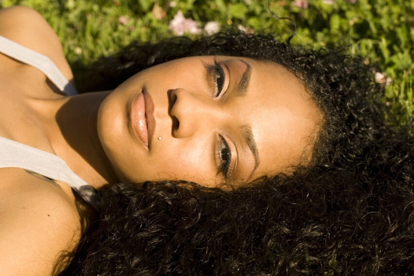 make natural hair shine, how to make dull hair shine, best oils for natural hair, mahogany speaks to you, mahogany speaks, mahoganyspeakstoyou.com